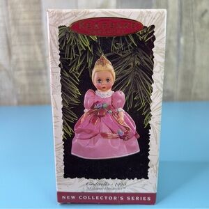 Hallmark Keepsake Ornament Cinderella 1995 Madame Alexander Handcrafted 1996